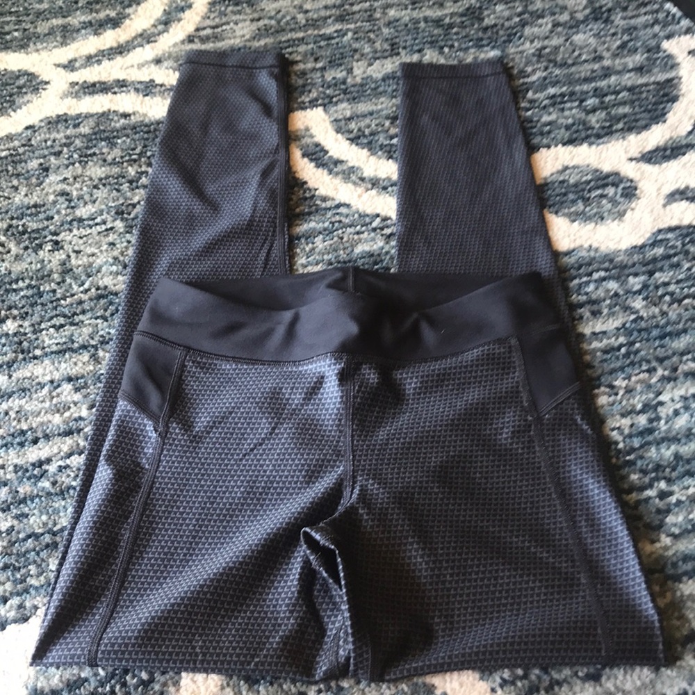 Under Armour Leggings. S.